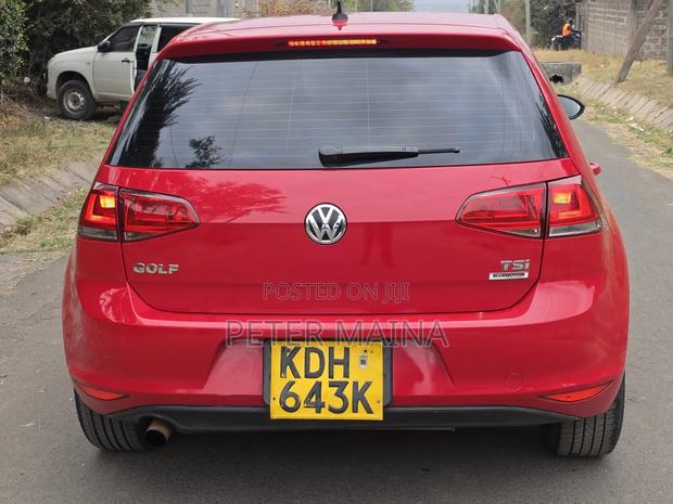 Volkswagen Golf 2015 Red