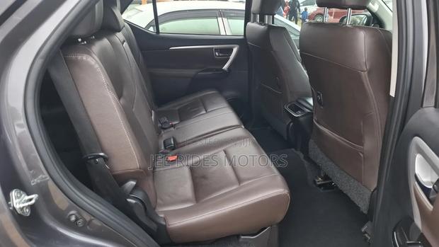 Toyota Fortuner 2019 Gray