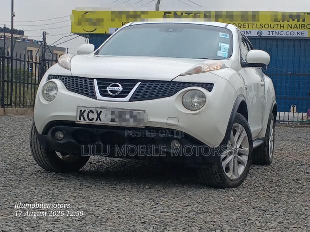 Nissan Juke SV 2013 White