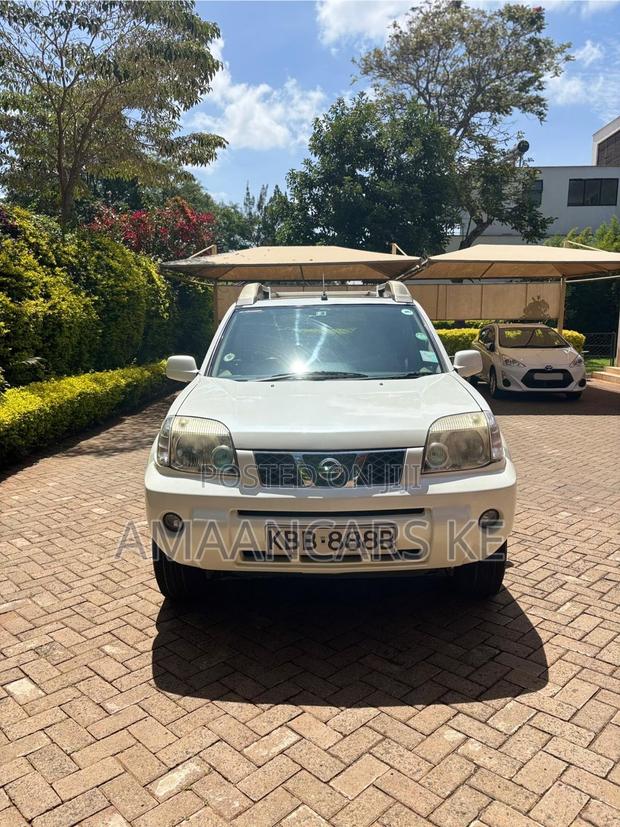 Nissan X-Trail 2.2 D 4x4 SE 2008 White