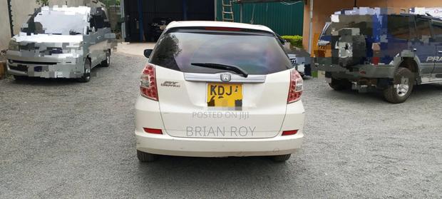 Honda Fit Shuttle 2015 White