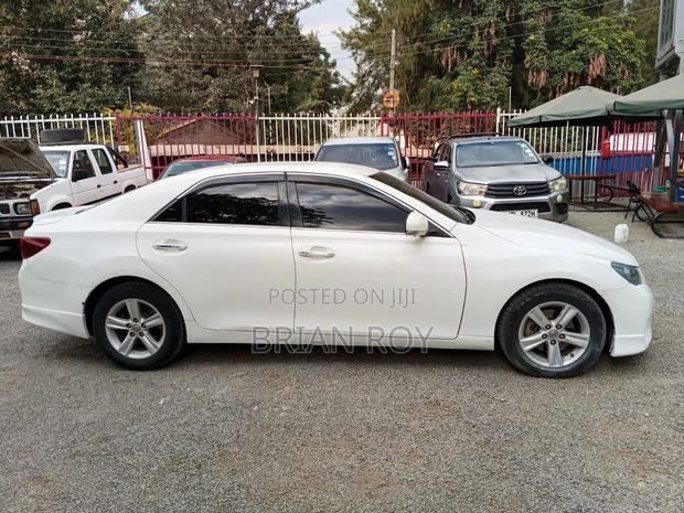 Toyota Mark X 2012 White