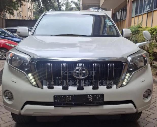 Toyota Land Cruiser Prado 2018 Ivory