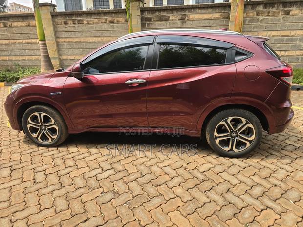 Honda Vezel 2015 Maroon