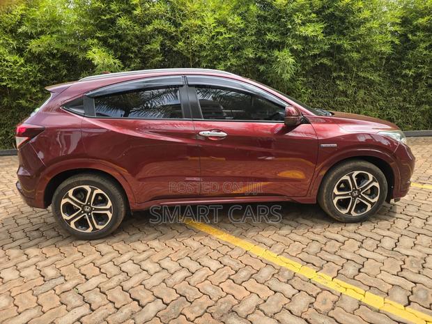 Honda Vezel 2015 Maroon