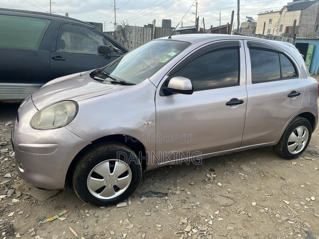 Nissan March 1.2 FWD 2013 Silver