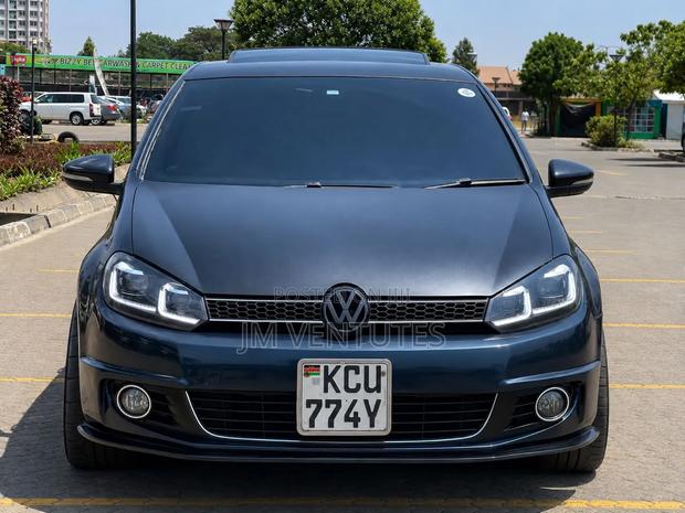 Volkswagen Golf R 2012 Blue