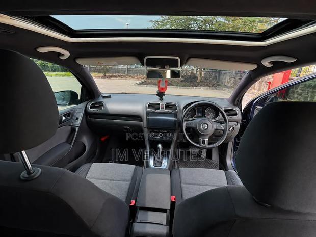 Volkswagen Golf R 2012 Blue