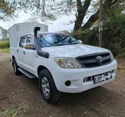 Toyota Hilux 2011 White for sale