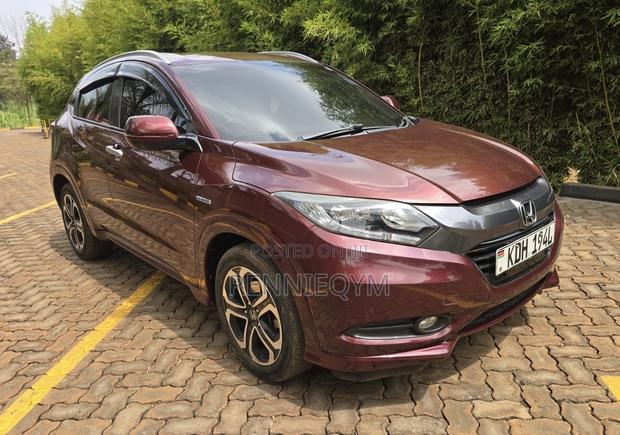 Honda Vezel 1.5 Hybrid 4WD 2015 Maroon