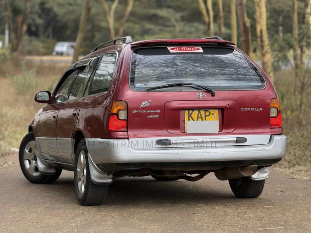 Toyota Corolla G-Touring 1996 Red