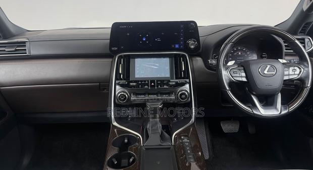Lexus LX 500d 2023 Matt Black