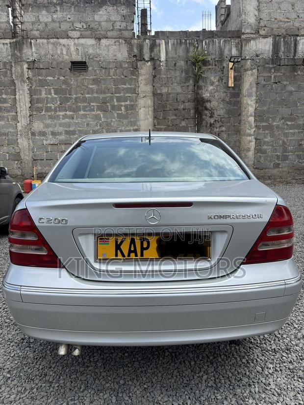 Mercedes-Benz C200 2003 Silver