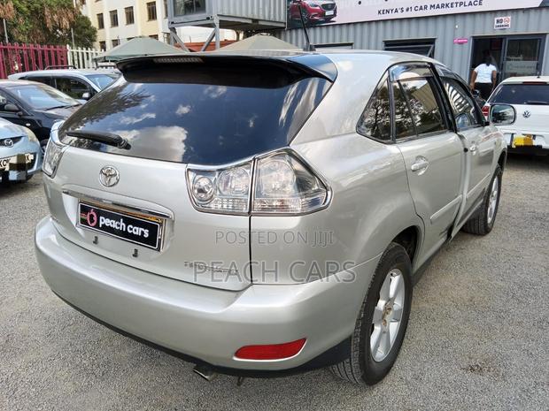 Toyota Harrier 2006 Silver