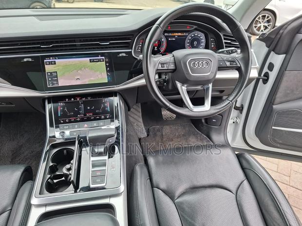Audi Q8 3.0T Premium AWD quattro 2019 White