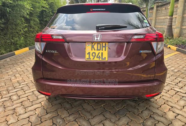 Honda Vezel 1.5 Hybrid 2WD 2015 Maroon