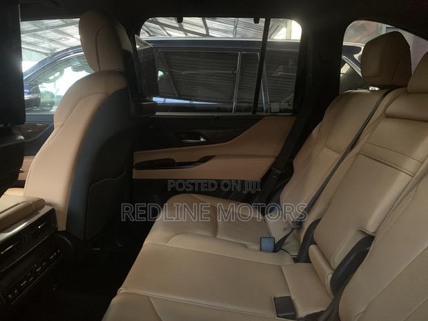 Lexus LX 500d 2023 Off white