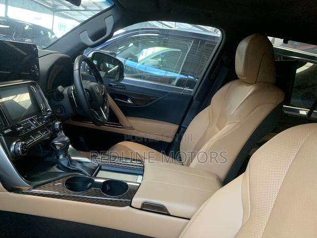 Lexus LX 500d 2023 Off white