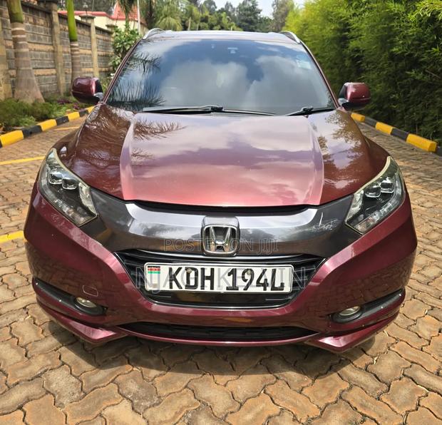Honda Vezel 1.5 Hybrid 2WD 2015 Maroon