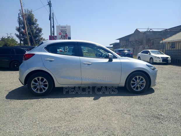 Mazda 2 2020 Silver