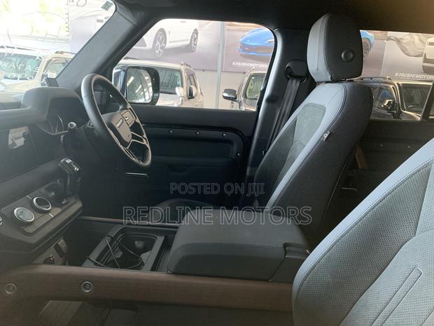 Land Rover Defender X 2021 Gray