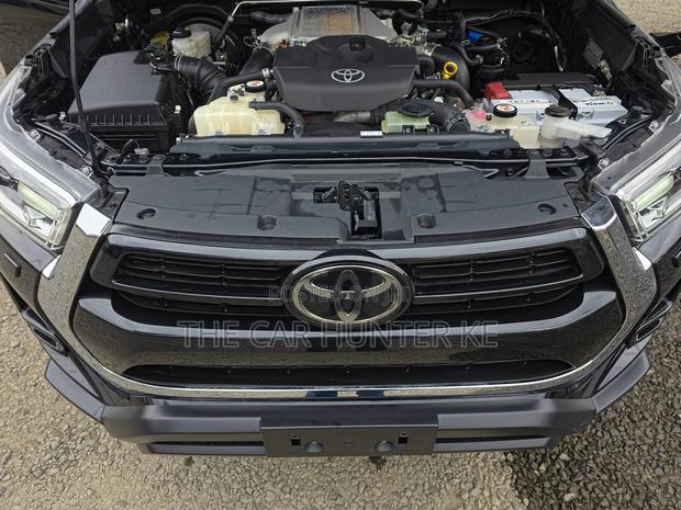 Toyota Hilux Revo Double Cab Deisel 2.4 AWD 2020 Black