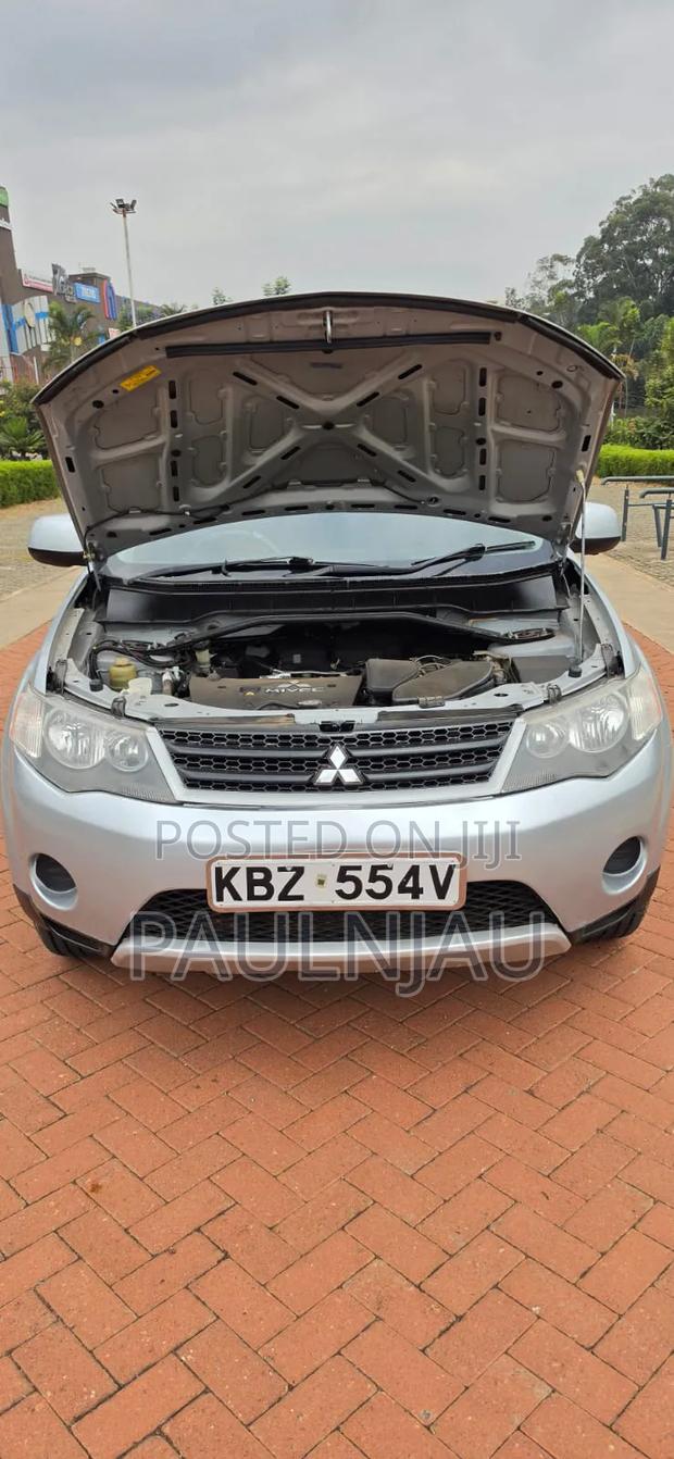 Mitsubishi Outlander 2009