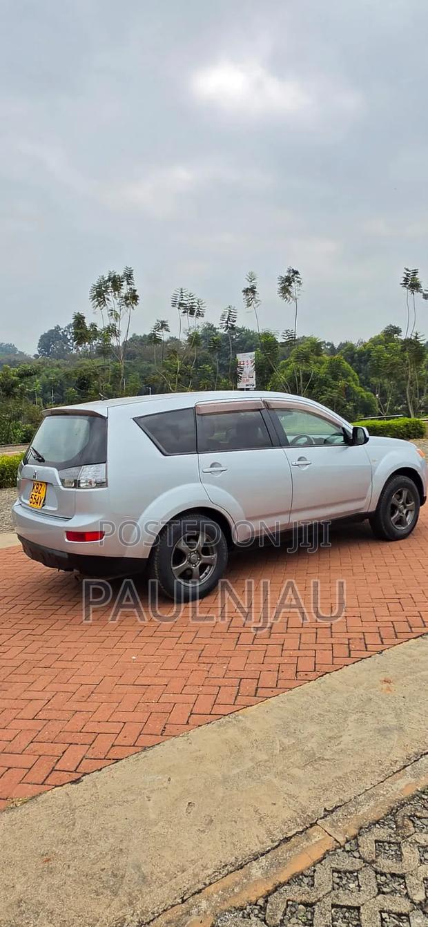Mitsubishi Outlander 2009