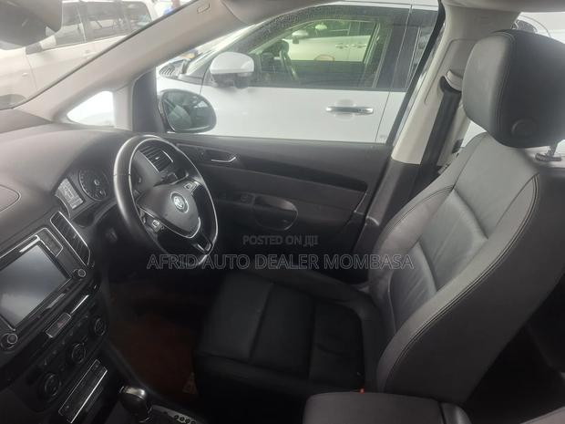 Volkswagen Sharan 2018 Black