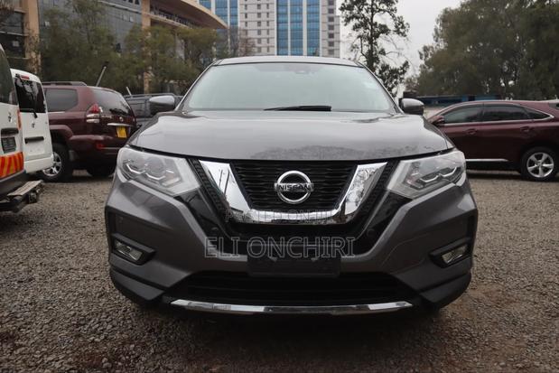 Nissan X-Trail 2018 Gray