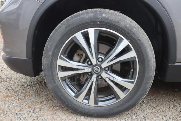 Nissan X-Trail 2018 Gray