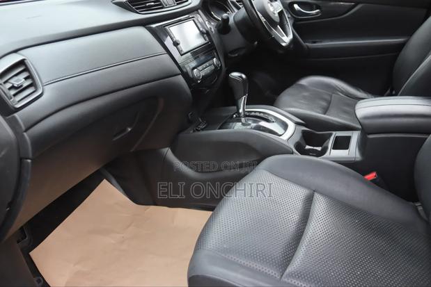 Nissan X-Trail 2018 Gray
