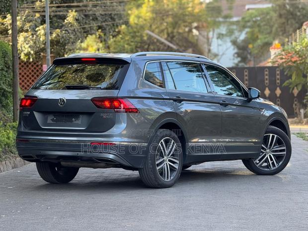 Volkswagen Tiguan 2.0T SEL AWD 4MOTION 2019 Gray
