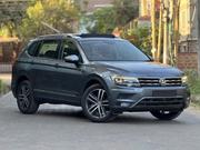 Volkswagen Tiguan 2.0T SEL AWD 4MOTION 2019 Gray for sale