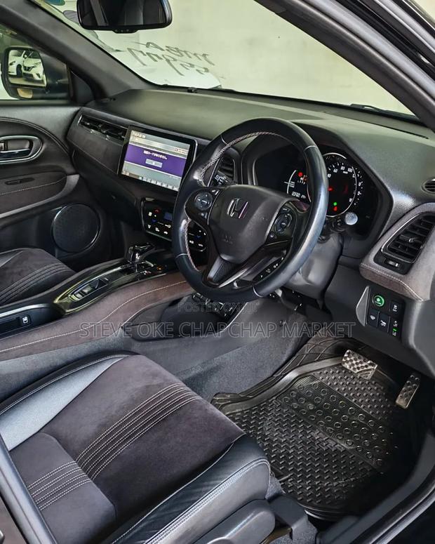 Honda Vezel 1.5 Hybrid 2WD 2019 Black
