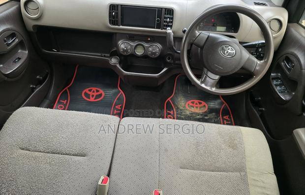 Toyota Passo 2014 Blue