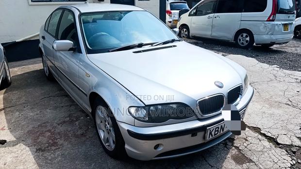 BMW 318i 2004 Gray