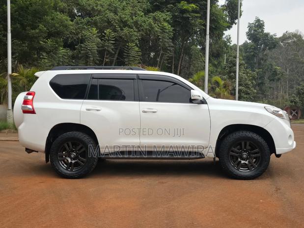 Toyota Land Cruiser Prado 2010