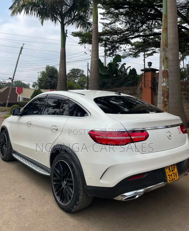Mercedes-Benz GLE-Class 2017 White