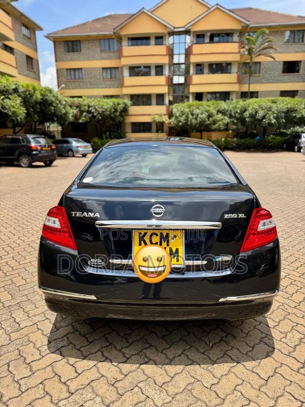 Nissan Teana 2010 Black