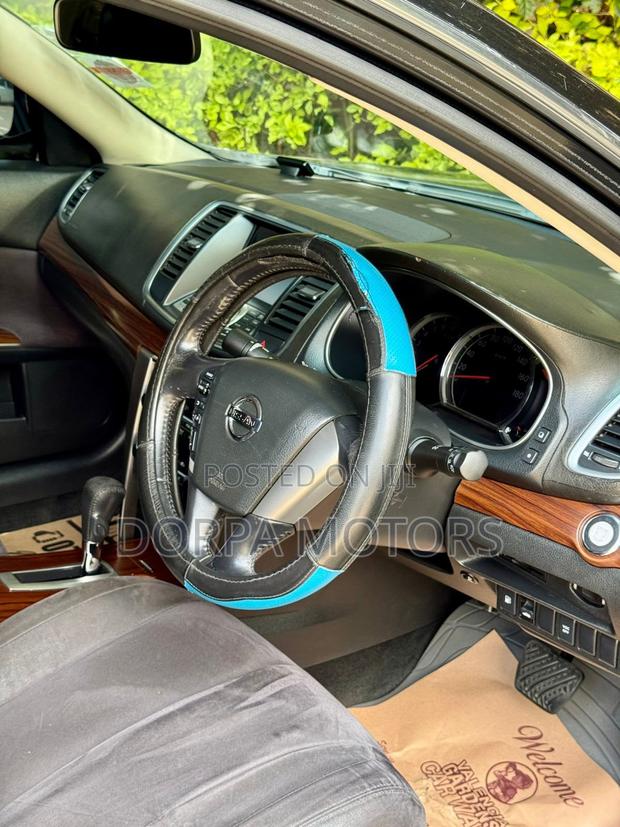 Nissan Teana 2010 Black