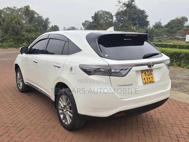 Toyota Harrier 2014 White