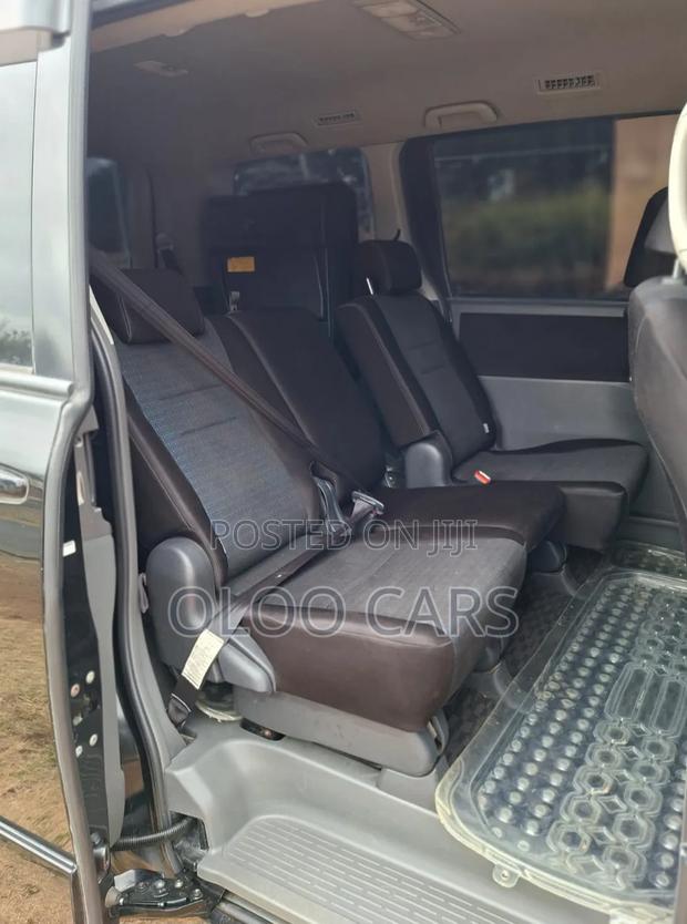 Toyota Voxy 2011 Black