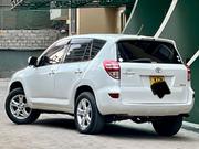 Toyota RAV4 2010 White for sale