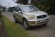 Toyota RAV4 Automatic 2000 Gold for sale