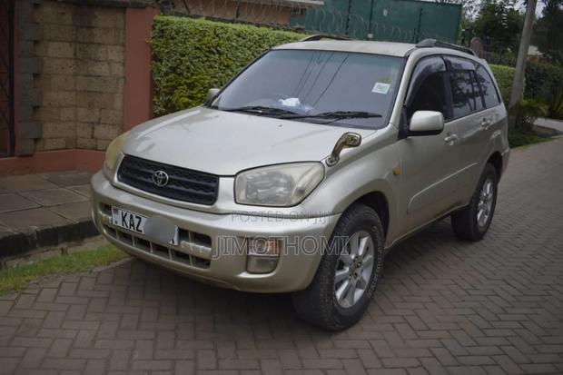 Toyota RAV4 Automatic 2000 Gold