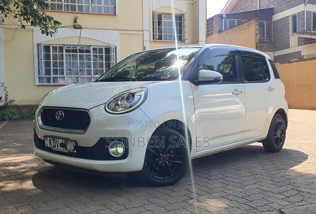 Toyota Passo 2018 White