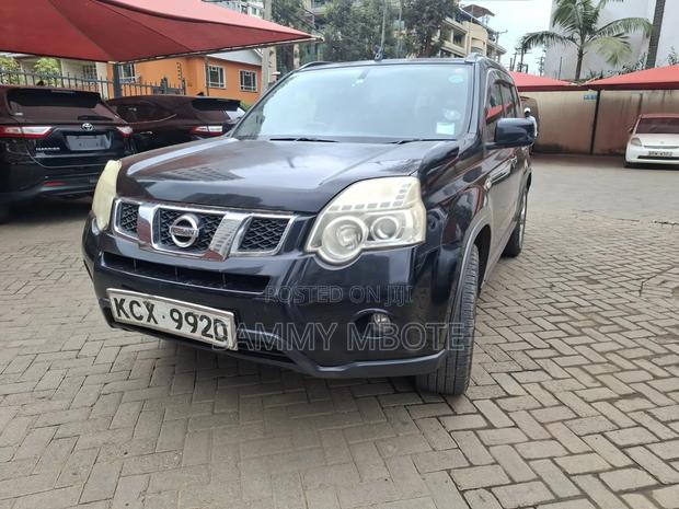 Nissan X-Trail 2012 Black
