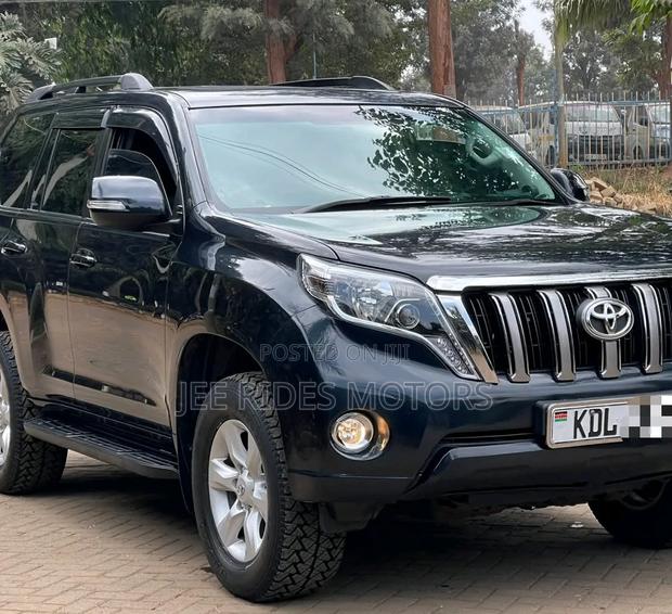 Toyota Land Cruiser Prado 2010 Blue