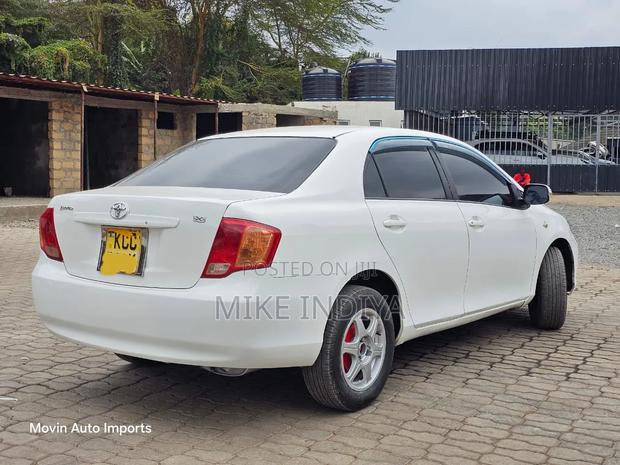 Toyota Axio 1.5 G 4WD 2008 White